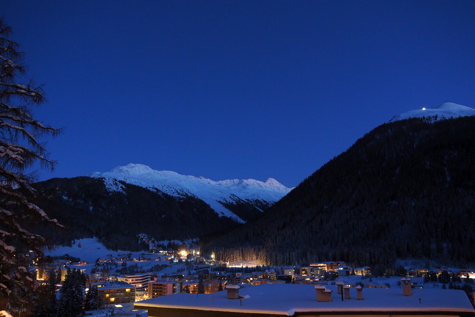 Davos-Switzerland-Night-View-01